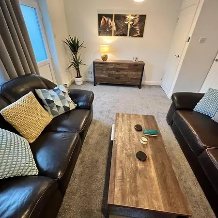 Very Comfy 3 Bed Town House Ashton-under-Lyne Exterior photo